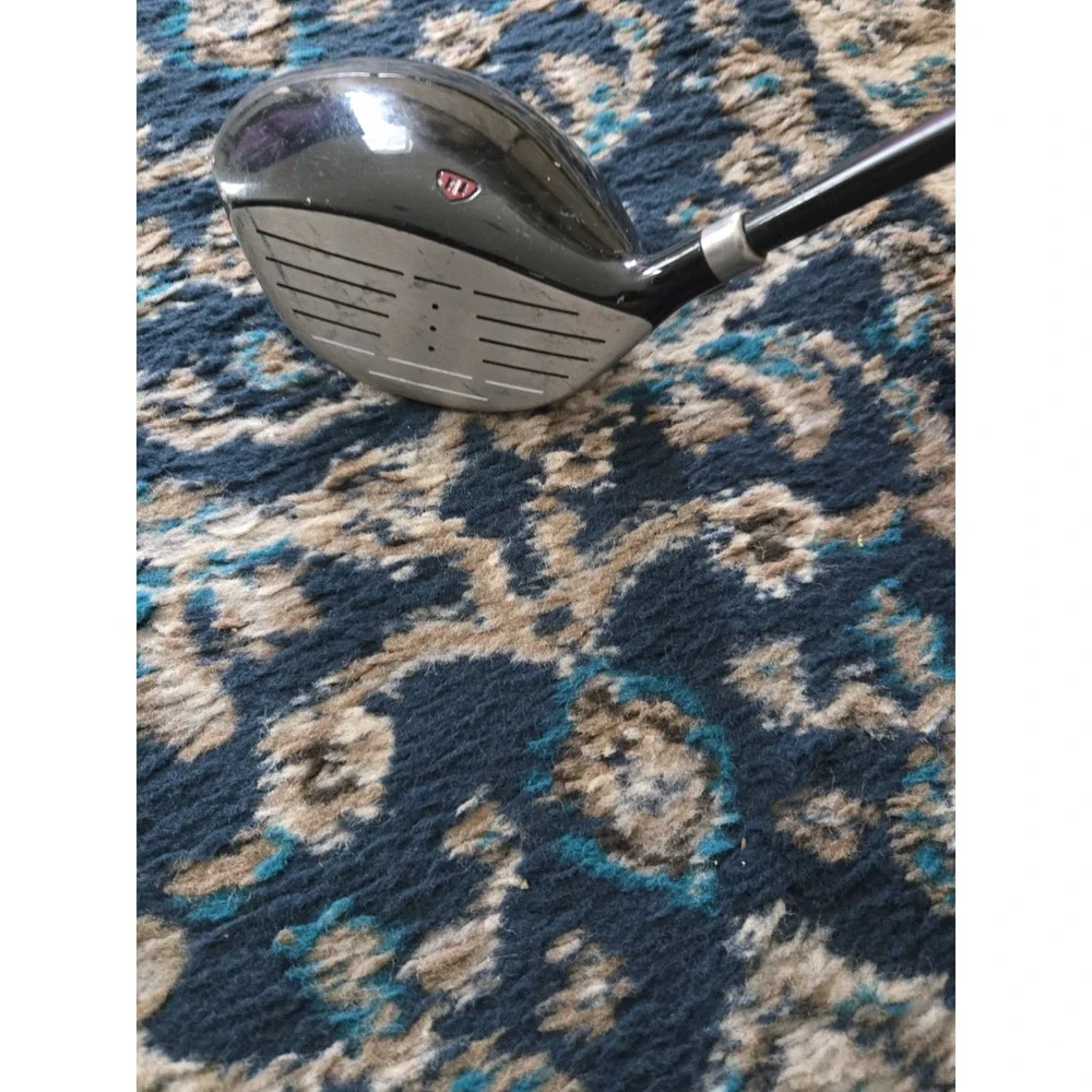 ZEVO 1 Men's Right Handed  Fairway Wood 10.5° Graphite Shaft.